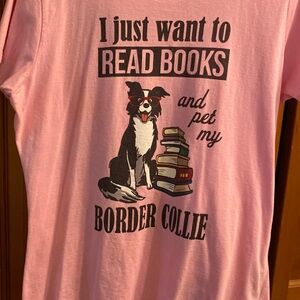 Read Books and Pet Border Collie Pink Tee Shirt